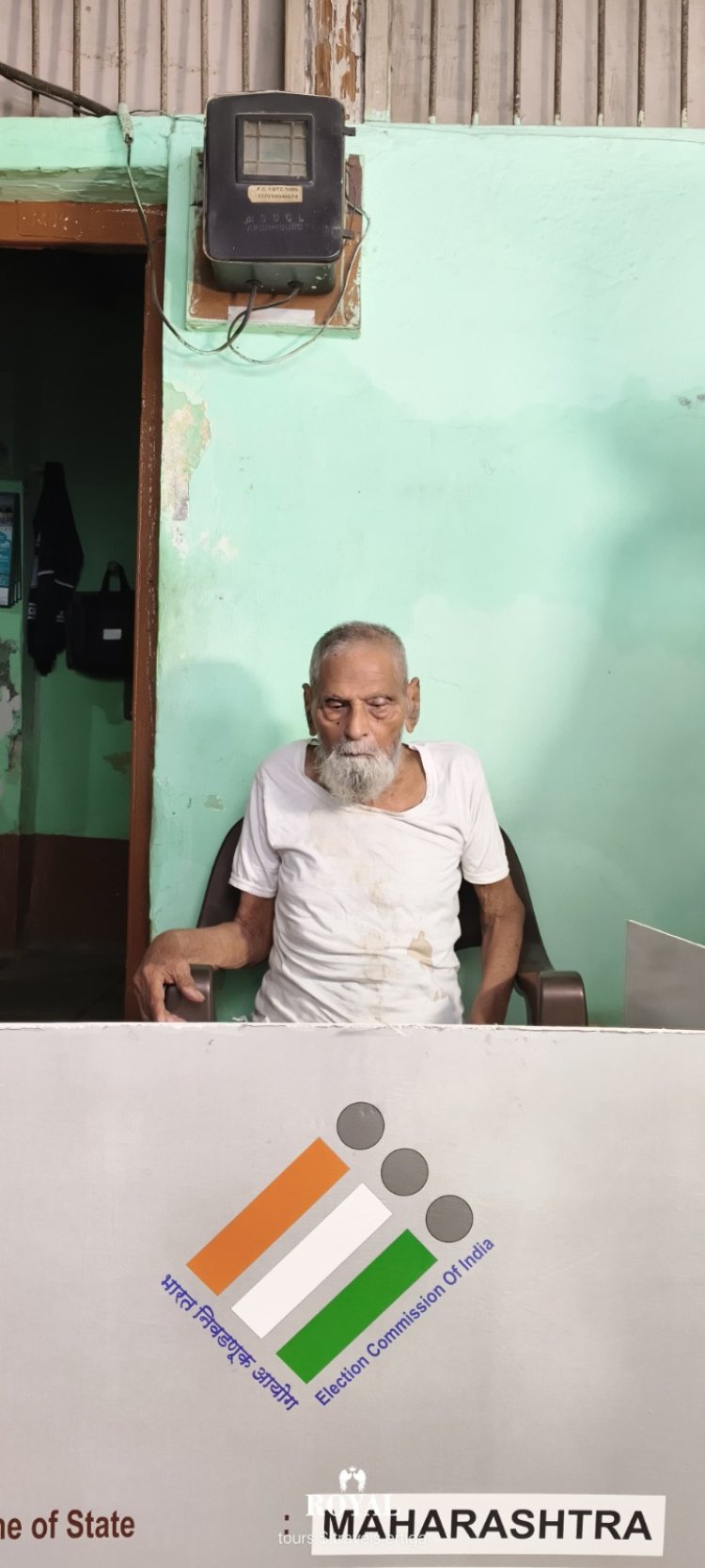 पंढरपूर विधानसभा मतदारसंघात 447 मतदारांनी केले गृह मतदान
